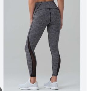 Lululemon Train Times 7/8 Pant (25" )
